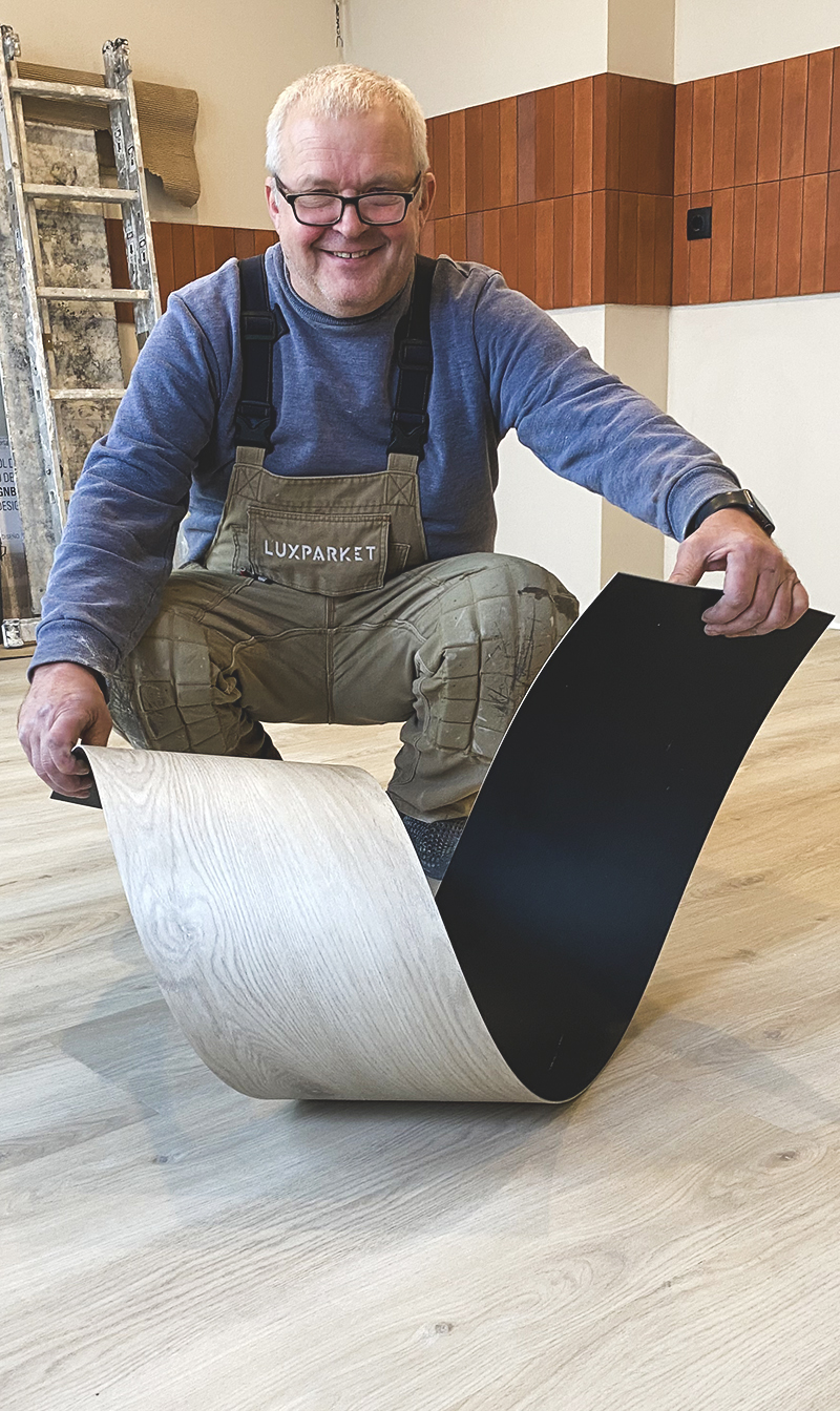 Укладання вінілу на Печерську